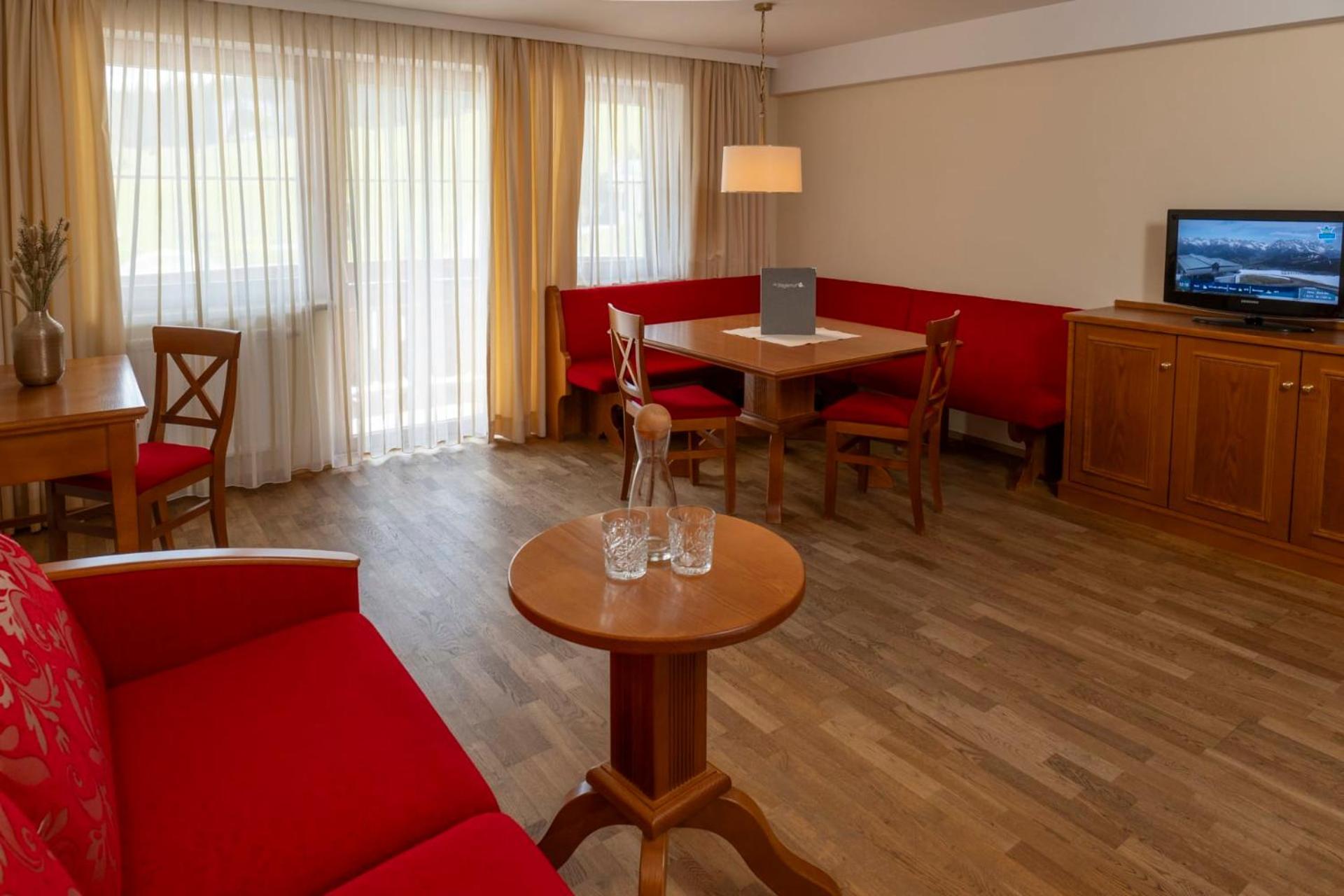 Natur & Familienhotel Der Stieglerhof Радштадт Экстерьер фото
